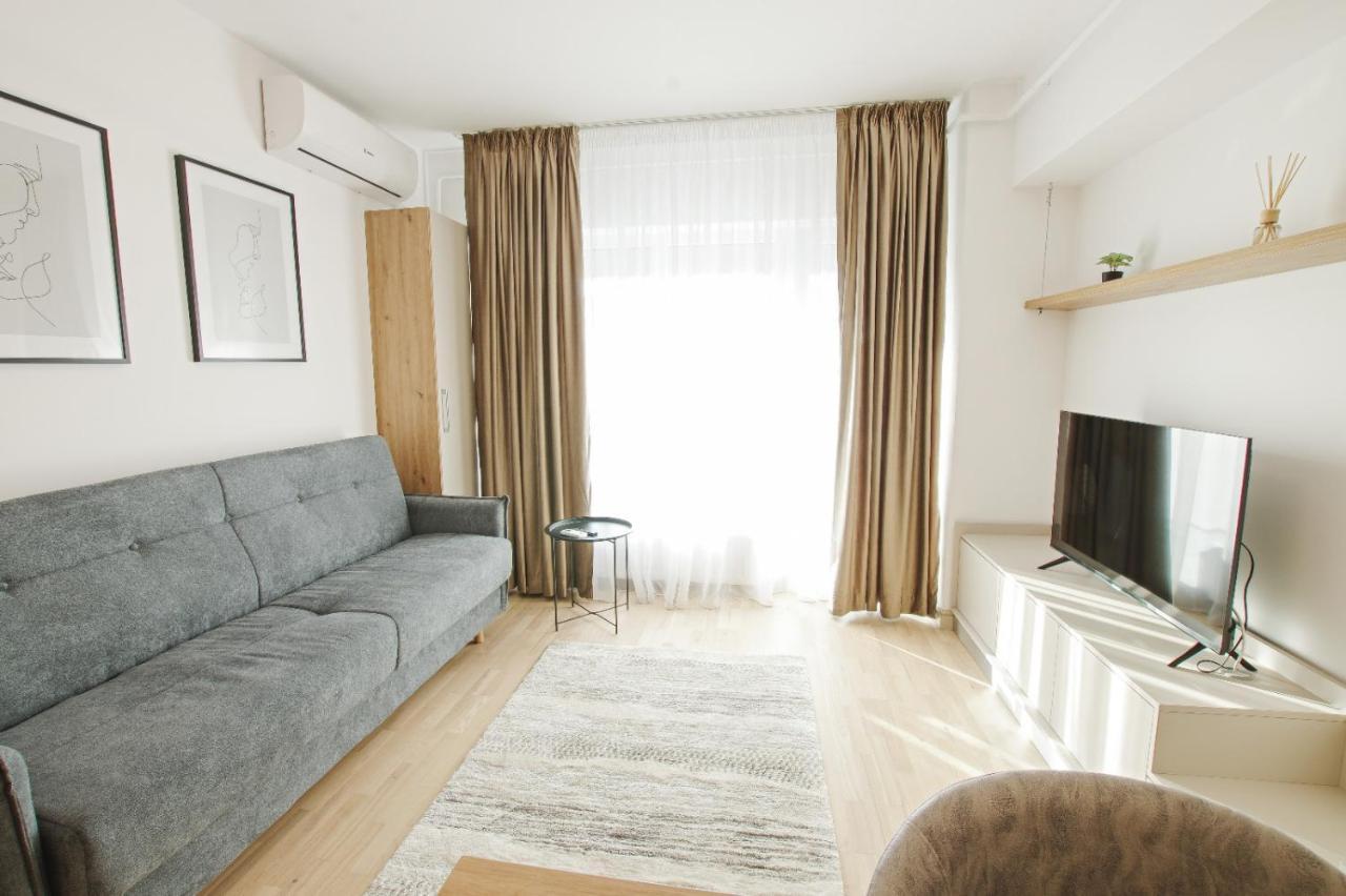 Himson-Beige Apartment Iasi Exterior photo