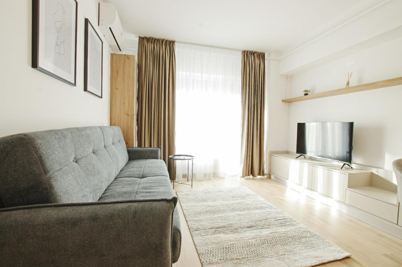 Himson-Beige Apartment Iasi Exterior photo